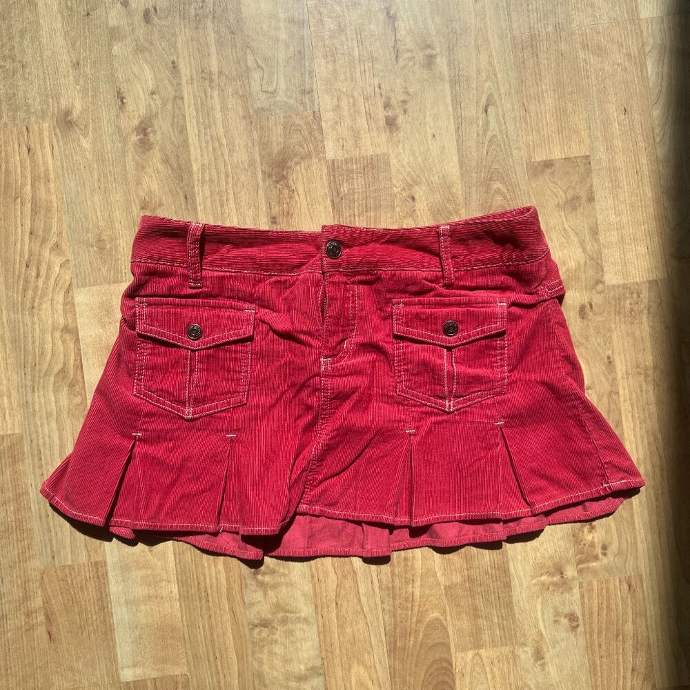 Red Pleated Cord Mini